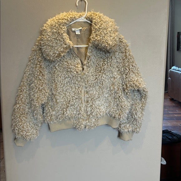Monki Jackets & Blazers - MONKI FAUX FUR SHEARLING BOMBER JACKET size small